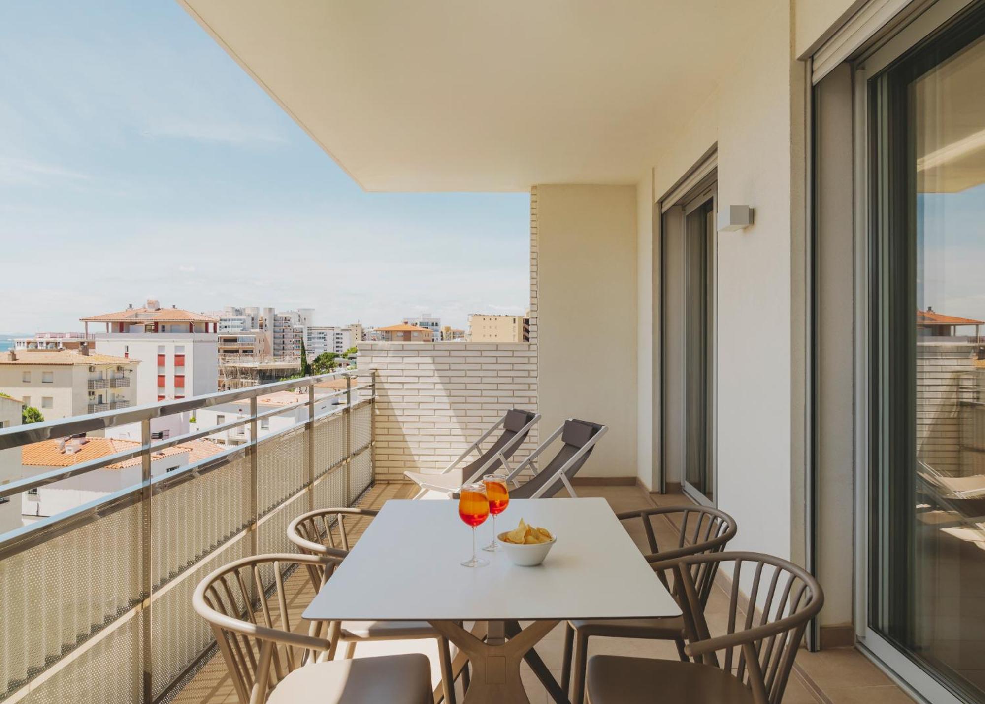 Apartamentos Roses Platja Extérieur photo
